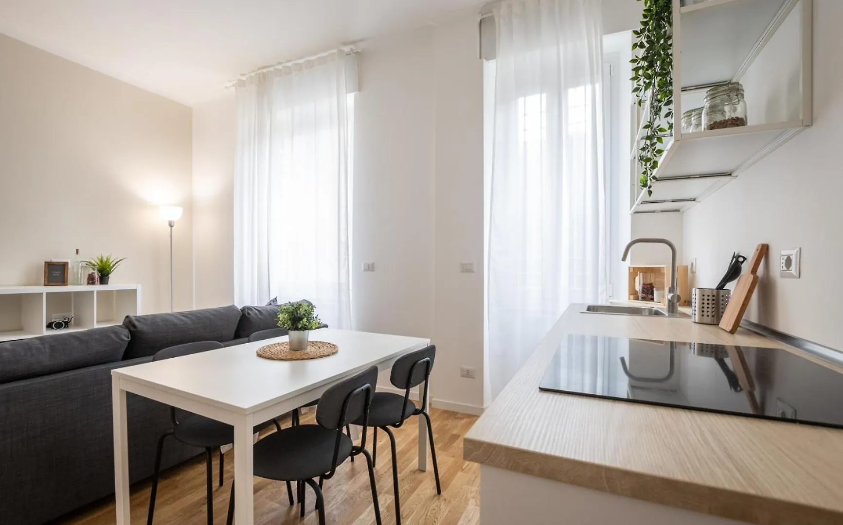 Viale Troya Modern Bilo - Design District Apartment Milan
